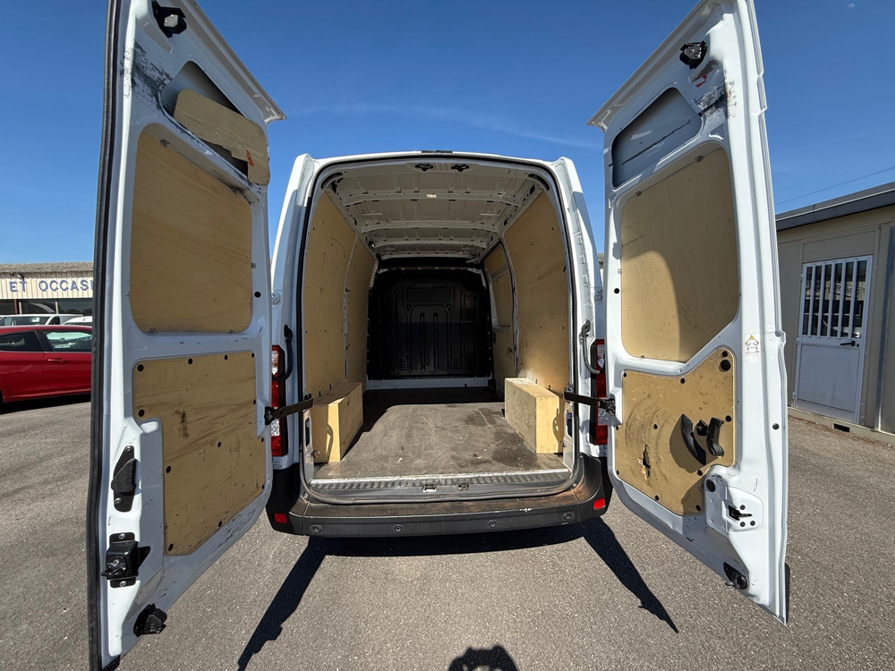 Master F3500 L2H2 2.3 BLUE DCI 135CH CONFORT EURO6 2024 occasion 70210 Montdor&eacute;