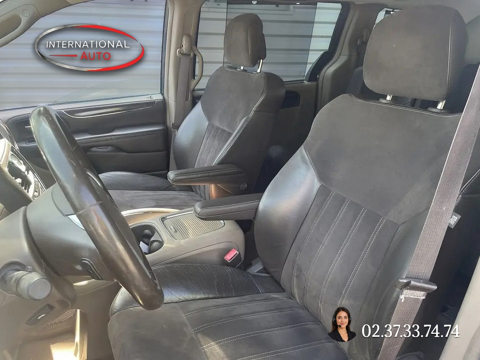 VOYAGER 2.8 MULTIJET PLATINUM 2013 occasion 28700 Auneau