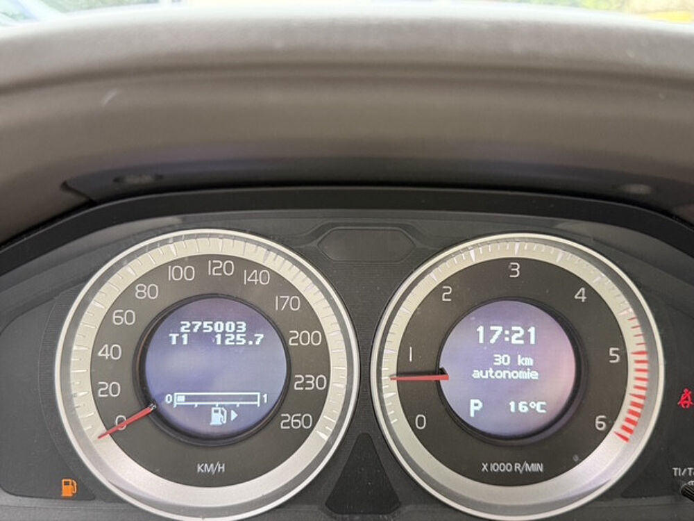 XC60 D3 163CH SUMMUM GEARTRONIC 2011 occasion 95430 Butry-sur-Oise