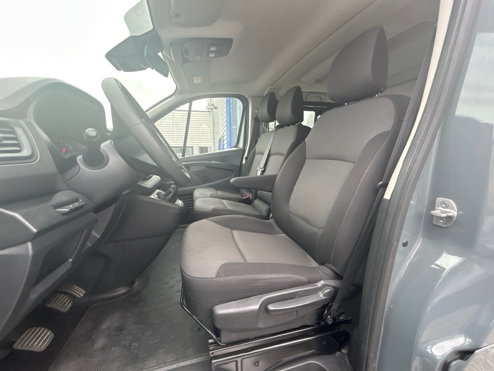 Trafic L2 2.0 BLUE DCI 150CH S&S ZEN 8 PLACES 2023 occasion 31670 Lab&egrave;ge