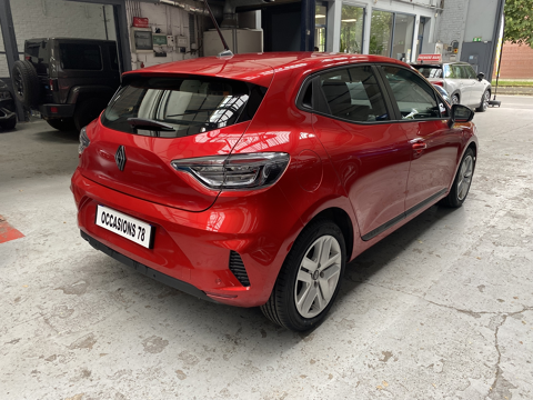 Clio V 1.0 TCE 90CH EVOLUTION - EXPORT POSSIBLE 12 075,00 &curren; HT 2024 occasion 78800 HOUILLES