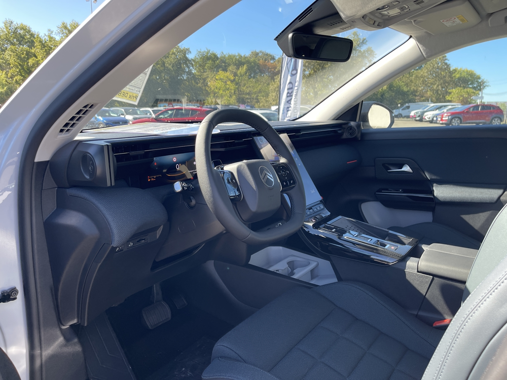 C5 aircross 1.2 HYBRIDE 145CH MAX BOITE AUTOMATIQUE 2026 occasion 33700 M&eacute;rignac