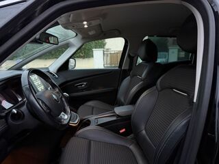 Scenic IV 1.7 BLUE DCI 120CH INTENS EDC 2019 occasion 95480 PIERRELAYE