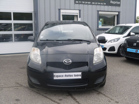 Charade 1.3 VVT-I 100CH / DISTRIBUTION A CHAINE / IDEM TOYOTA YARIS 2011 occasion 38260 La C&ocirc;te-Saint-Andr&eacute;