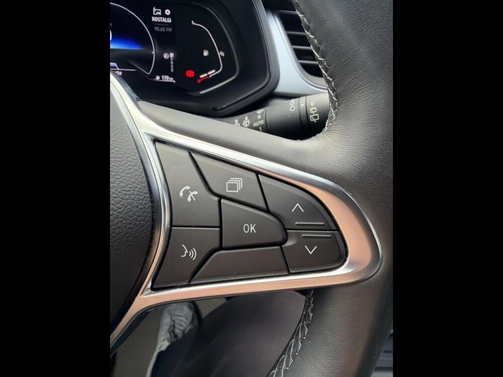 Captur 1.6 E-Tech hybride 145ch Techno 2023 occasion 78200 Buchelay