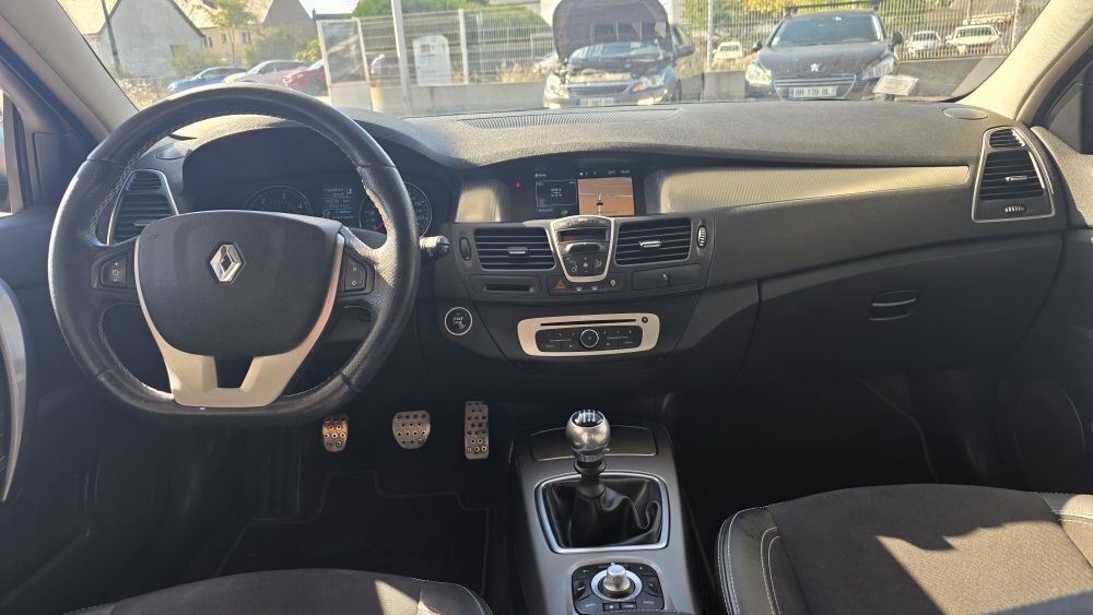 Laguna III 2.0 DCI 175CH GT 4CONTROL 2014 occasion 56530 QUEVEN