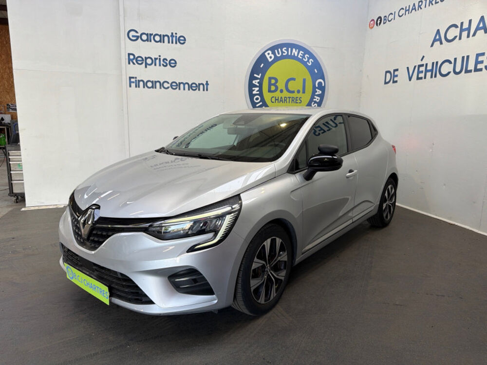 Clio V 1.0 TCE 90CH EVOLUTION X-TRONIC 2023 occasion 28630 Nogent-le-Phaye