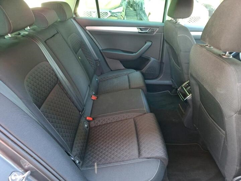 Superb 1.5 TSI ACT 150CH BUSINESS DSG7 2023 occasion 56530 Qu&eacute;ven