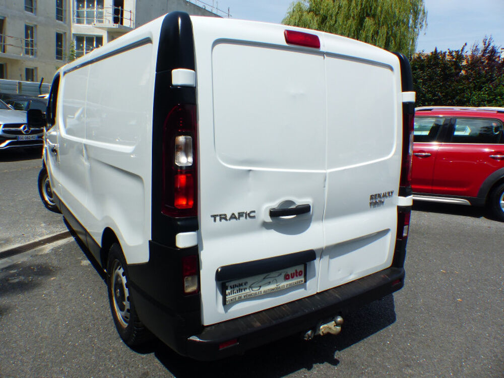 Trafic L2H1 1200 1.6 DCI 95CH CONFORT EURO6 2017 occasion 77144 Mont&eacute;vrain