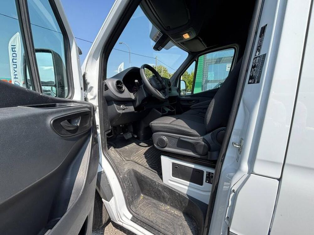 Sprinter 315 CDI 43 Long 3T5 Pro Propulsion L&eacute;ger 9G-Tronic 2024 occasion 78000 VERSAILLES