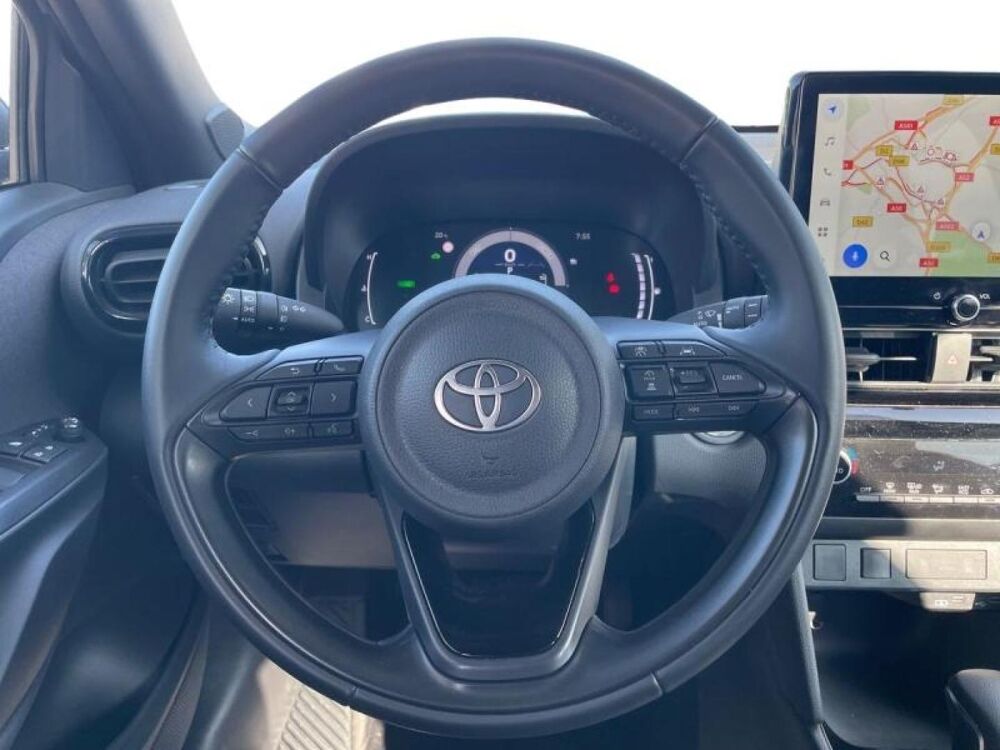 Yaris Cross 130h Design MC24 2025 occasion 13400 Aubagne