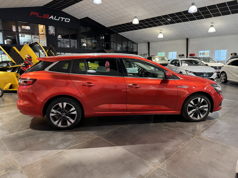 Megane IV 1.5 BLUE DCI 115CH GPS BLUETOOTH CAMERA 2019 occasion 12000 RODEZ