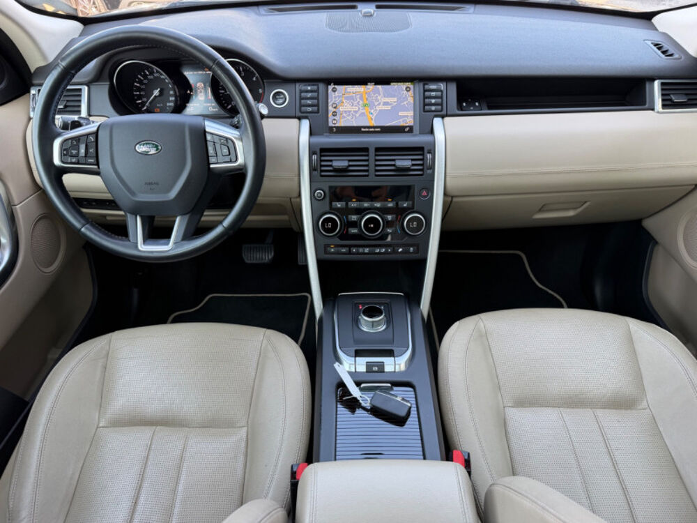 Discovery 2.0 TD4 180CH AWD SE BVA / TOIT PANO / 153MKM 2016 occasion 38130 ECHIROLLES