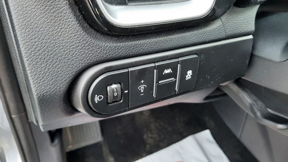 Ceed 1.0 T-GDI 100CH MHEV ACTIVE BUSINESS DCT7 MY25 2024 occasion 08000 Warcq
