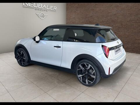 Cooper C 156ch Favoured DKG7 2024 occasion 78240 Chambourcy