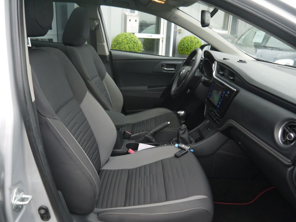 Auris 1.2T 116 DESIGN / DISTRIBUTION A CHAINE 2016 occasion 38260 La C&ocirc;te-Saint-Andr&eacute;