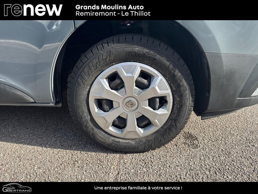 Trafic combi L1 2.0 Blue dCi 150ch S&S Zen 8 places 2022 occasion 88160 Le Thillot