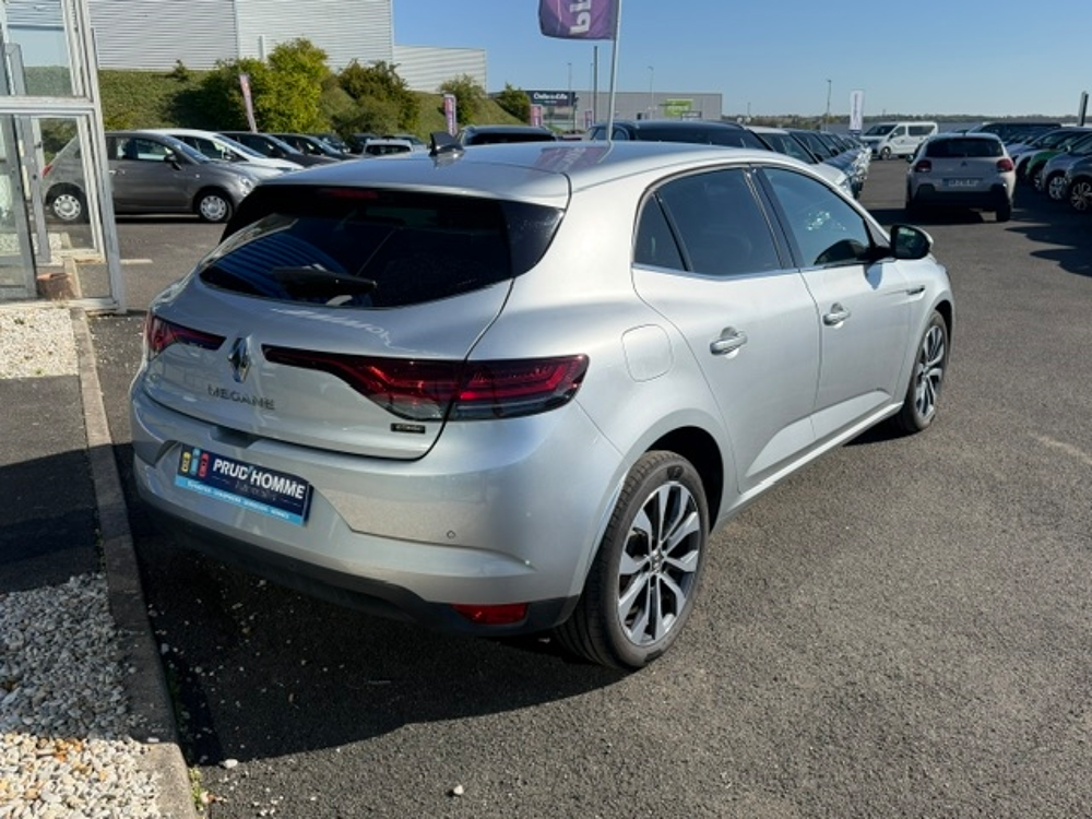 Megane IV 1.6 E-TECH PLUG-IN HYBRID 160CH TECHNO 2023 occasion 16400 Puymoyen