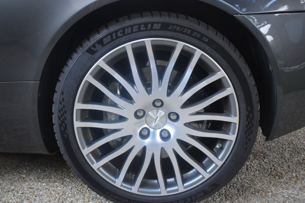 DB9 V12 5.9L 477CH TOUCHTRONIC2 2011 occasion 77230 Villeneuve-sous-Dammartin