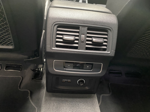 Q5 50 TFSI E 299CH S LINE QUATTRO S TRONIC 7-TOIT OUVRANT- APPL 2021 occasion 78800 HOUILLES