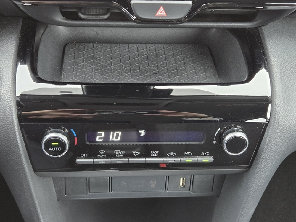 Yaris Cross 116H DYNAMIC BUSINESS + PROGRAMME BEYOND ZERO ACADEMY MY21 2023 occasion 44190 Saint-Lumine-de-Clisson