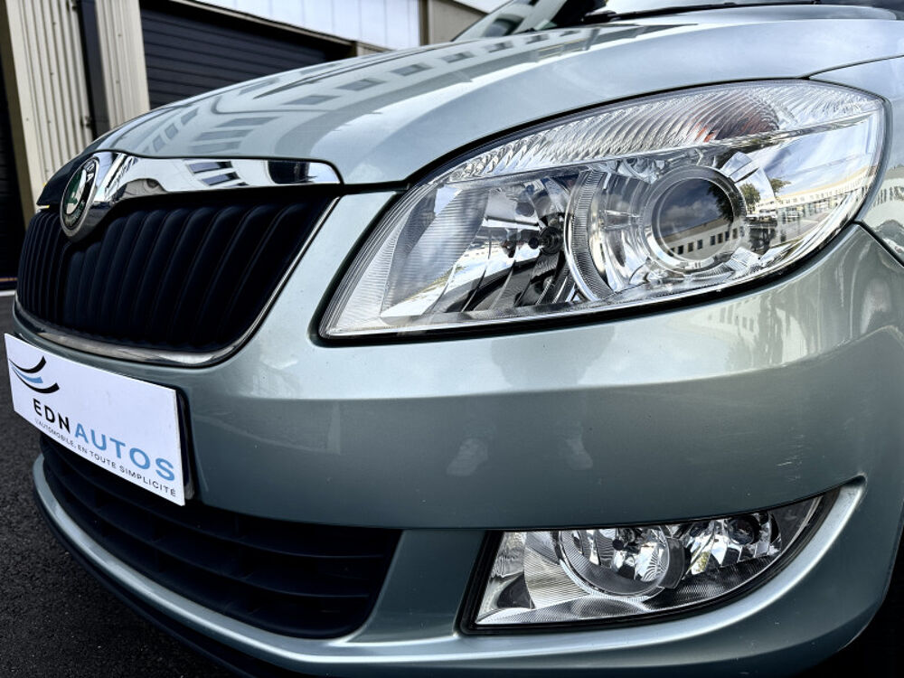 Fabia 1.2 TSI 105CH ELEGANCE2 DSG7 / 1&Egrave;RE MAIN / REGULATEUR DE VIT 2012 occasion 94260 Fresnes
