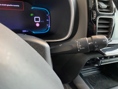 C5 aircross BLUEHDI 130CH S&S SHINE 2019 occasion 33700 M&eacute;rignac