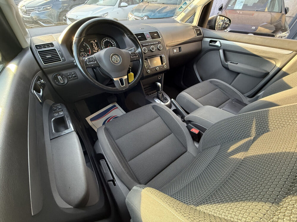 Touran 1.6 TDI 105CH BLUEMOTION TECHNOLOGY FAP CONFORTLINE BUSINESS 2014 occasion 31140 Aucamville