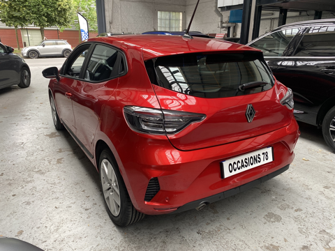 Clio V 1.0 TCE 90CH EVOLUTION - EXPORT POSSIBLE 12 075,00 &curren; HT 2024 occasion 78800 HOUILLES