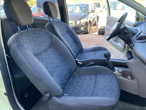 Twingo II 1.2 LEV 16V 75CH DYNAMIQUE 2008 occasion 42120 LE COTEAU