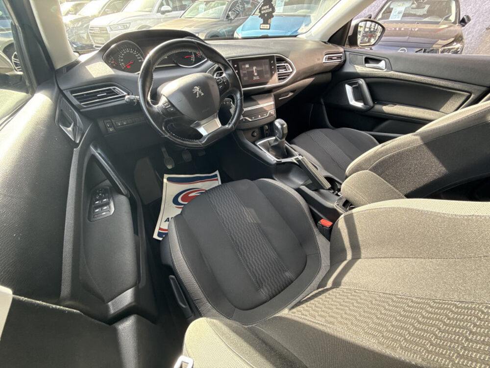 308 1.2 PURETECH 110CH STYLE S&S 5P 2016 occasion 31140 Aucamville
