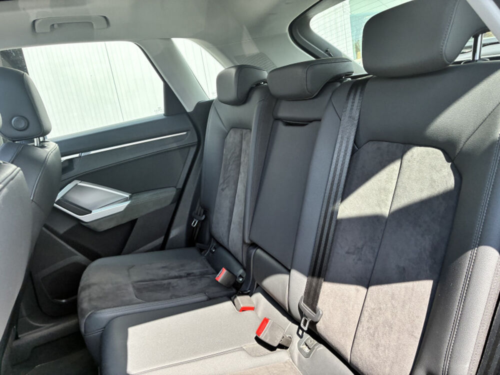 Q3 40 TFSI 190CH S LINE QUATTRO S TRONIC 7 2019 occasion 38130 ECHIROLLES