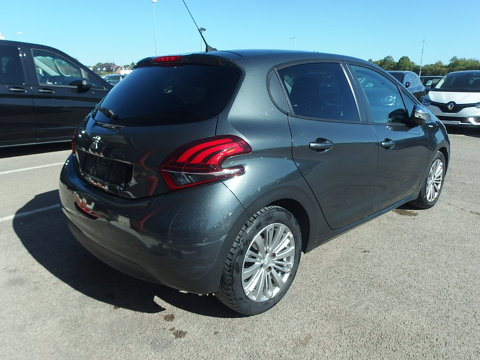 208 1.6 BLUEHDI 75CH STYLE 5P 2017 occasion 10600 Savi&egrave;res