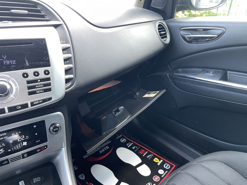 Delta 2.0 MULTIJET 165 16V DPF EXECUTIVE 2011 occasion 28700 Auneau