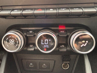 Duster 1.3 TCE 150CH FAP EXTREME 4X2 EDC 2022 occasion 38130 ECHIROLLES