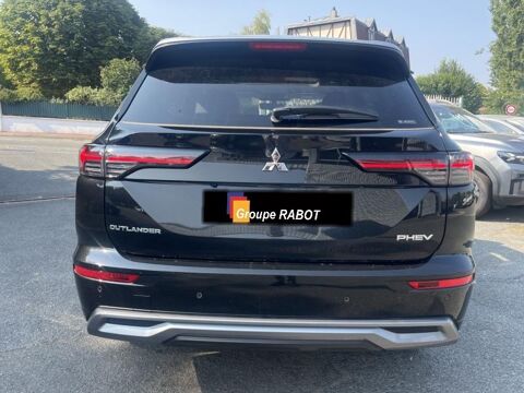 Outlander 2.4 PHEV 306ch Instyle 4WD 2025 occasion 78750 Mareil-Marly