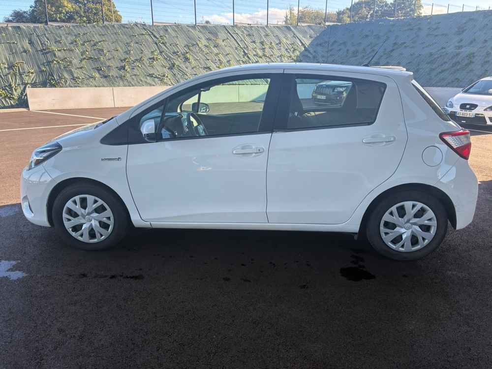 Yaris 100H FRANCE BUSINESS AFFAIRES RC19 2020 occasion 53810 CHANGE