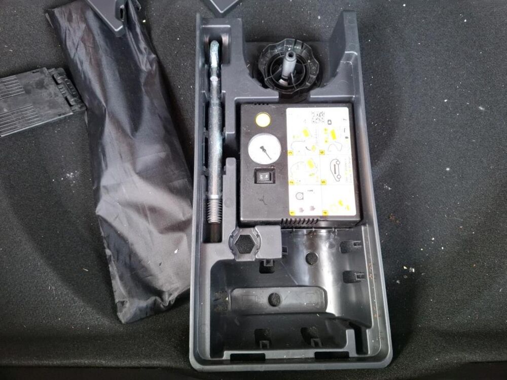 C5 aircross PureTech 130ch S&S Shine EAT8 / Toit ouvrant panoramique + C 2023 occasion 28500 Vernouillet