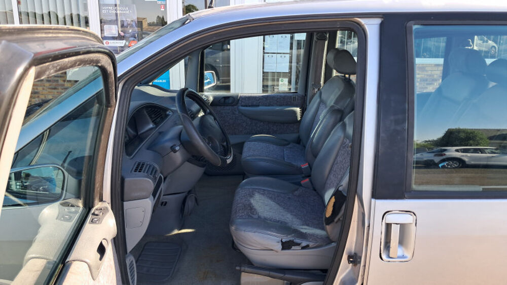 806 2.0 HDI110 ST PACK 7PLACES 2000 occasion 50720 Barenton