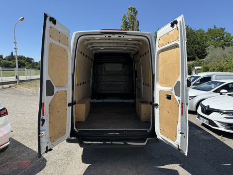 Crafter 30 L3H3 2.0 TDI 140CH BUSINESS TRACTION 2022 occasion 26740 Les Tourrettes