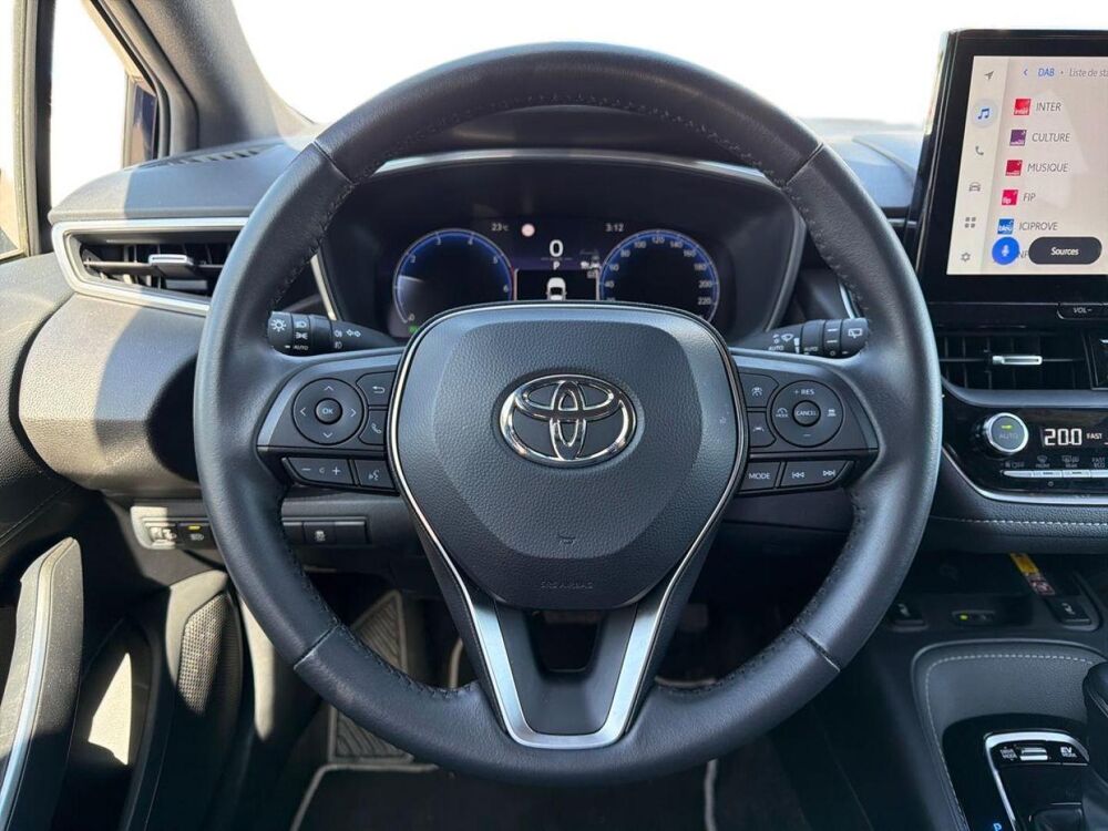 Corolla 1.8 140ch Design MY24 2025 occasion 84120 Pertuis