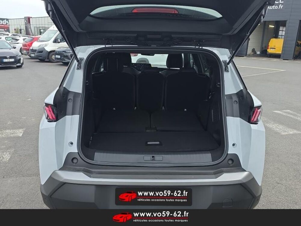 5008 Hybrid 145ch Allure e-DCS6 2026 occasion 62000 Arras