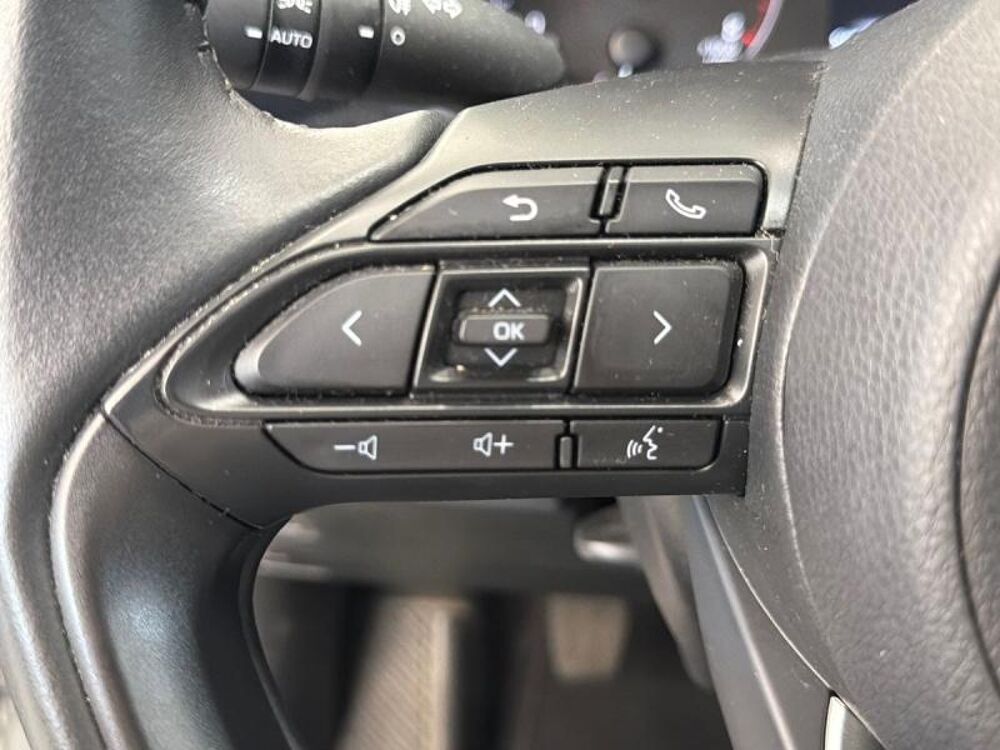 Yaris 120 VVT-i Dynamic Business 5p MC24 2024 occasion 13300 Salon-de-Provence