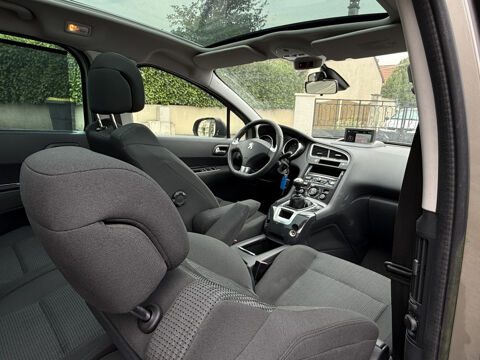 5008 1.6 HDI115 FAP FAMILY II 7PL 2013 occasion 95480 PIERRELAYE