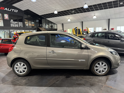 Clio III 1.5 DCI 90CH EXPRESSION PLB AUTO 2011 occasion 12000 RODEZ