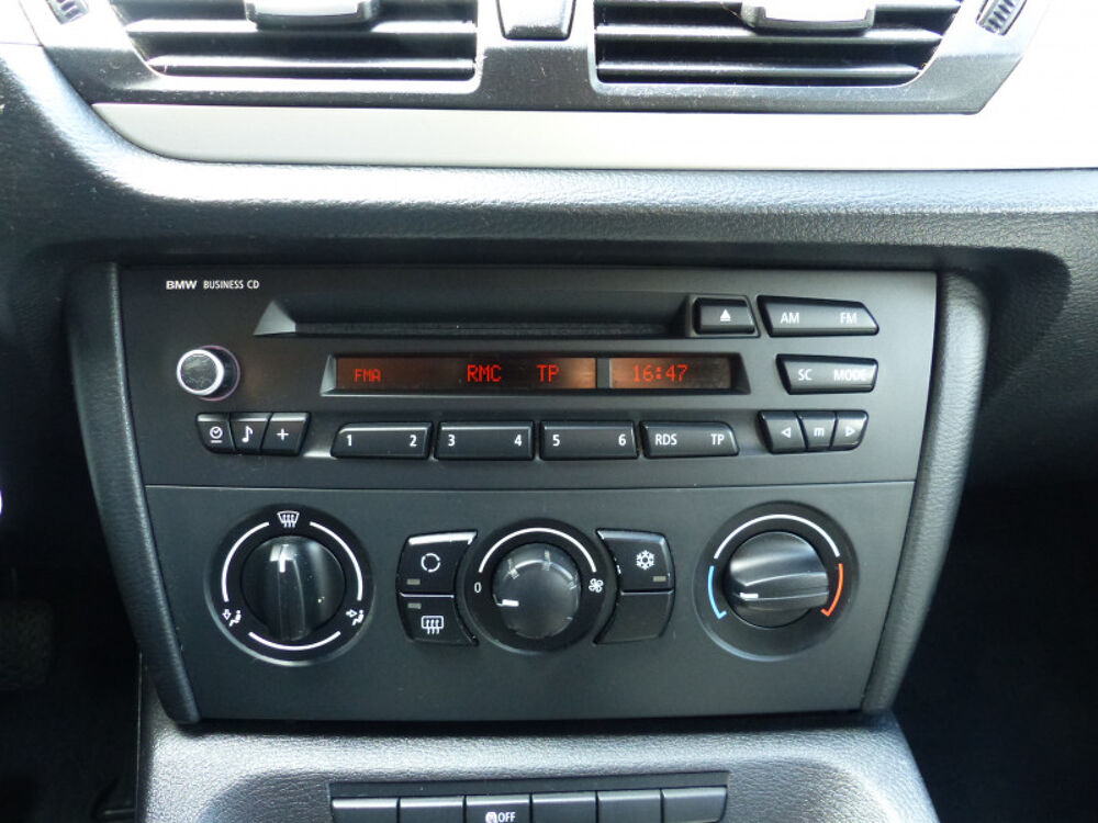 X1 (E84) SDRIVE18I 150CH CONFORT 2011 occasion 77144 Mont&eacute;vrain