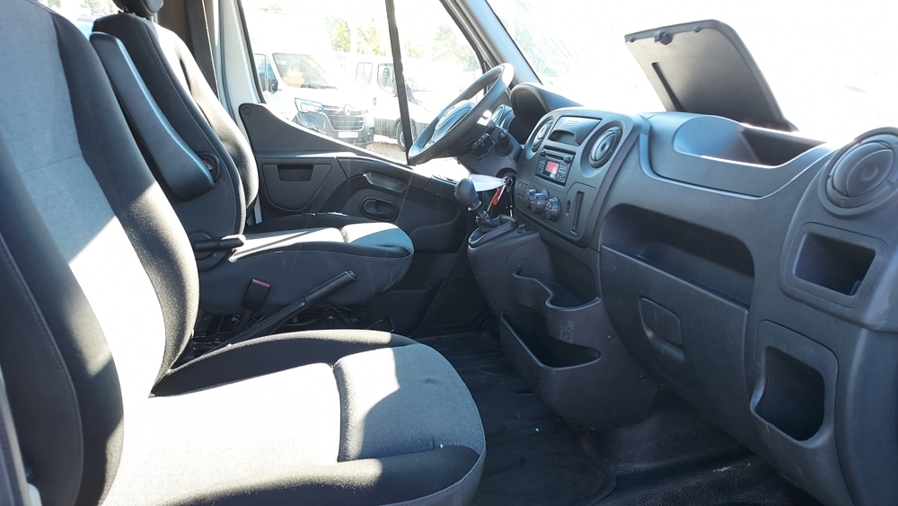 Master R3500RJ L4 2.3 DCI 130CH ENERGY DOUBLE CABINE CONFORT +COFFR 2019 occasion 60600 Clermont