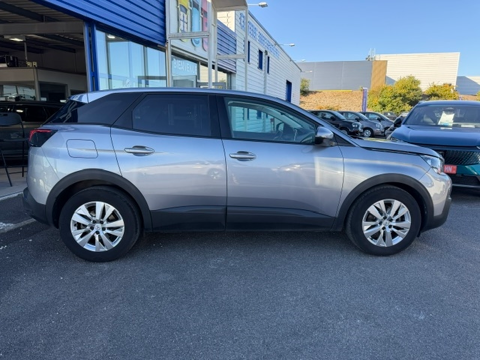 3008 1.2 PURETECH 130CH S&S ACTIVE BUSINESS DISTRIBUTION OK 2019 occasion 16400 Puymoyen