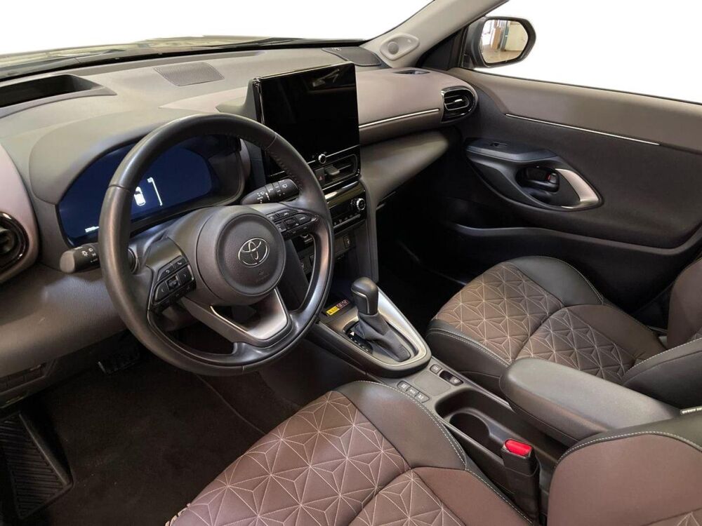 Yaris Cross 130h Collection MC24 2024 occasion 13400 Aubagne