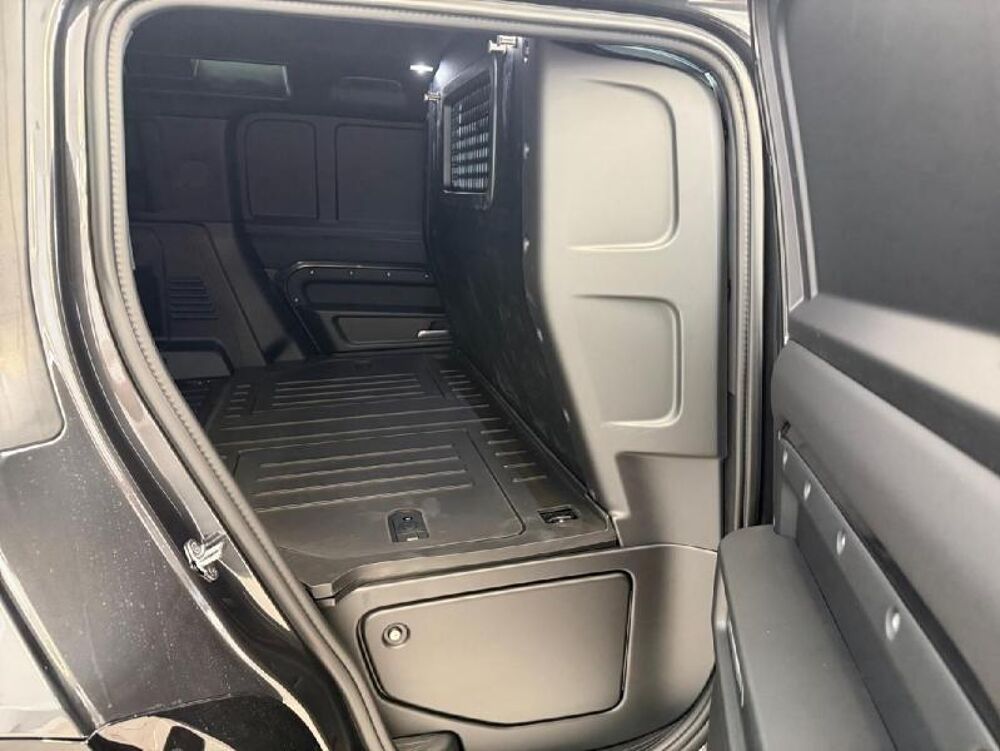 Defender 110 3.0 D250 Hard Top X-Dynamic SE 2026 occasion 57050 Metz